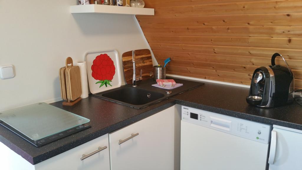 Ferienwohnungen Am Kleinen See 베르겐 아우프 뤼겐 외부 사진